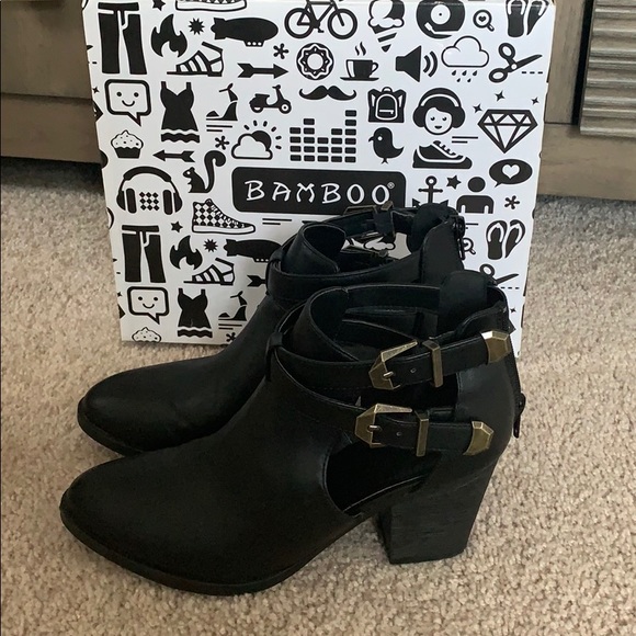 Cut out booties - Picture 2 of 3